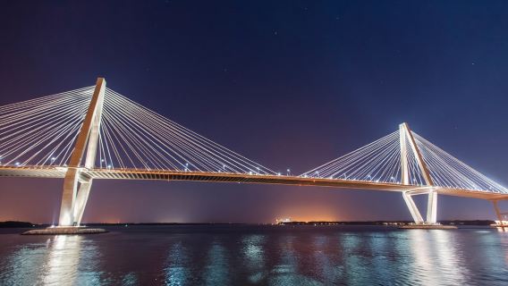 Charleston: Luxuriöse Hafenrundfahrt mit Abendessen