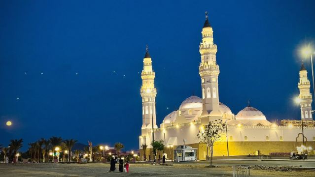 ซาอุดีอาระเบีย - ทั่วประเทศ | ล่ามประกบ | ไกด์ท้องถิ่นนำเที่ยว | งานแสดงสินค้า | ศึกษาดูงานธุรกิจ | บริการภาคพื้นดิน | (สามารถปรับแต่งส่วนตัวได้)