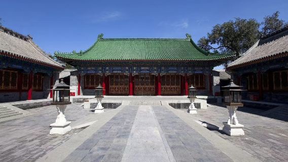 Prince Kung's Palace Museum + Hutong Tour + Shichahai 1-Day Tour · Private Small Group · Guided Tour
