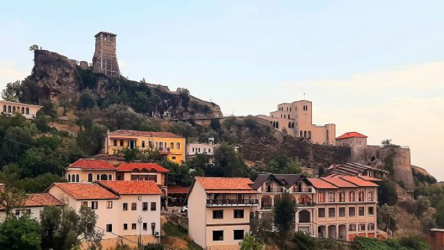 阿爾巴尼亞地拉那專業翻譯|旅遊地陪導遊|商務陪同拜訪|展會翻譯|自由行地接|行程規劃定制