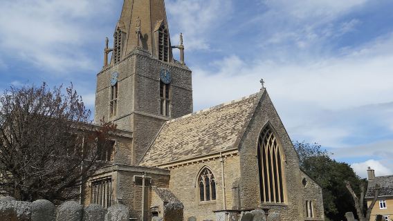 From London: Downton Abbey and Village Coach Tour