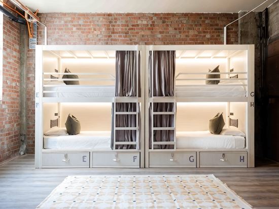 Little Drifter Melbourne Room Type - Bed in Superior 6 Bed Ensuite Dorm