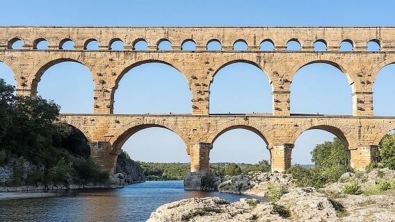 Saint Remy, Les Baux de Provence & Pont du Gard