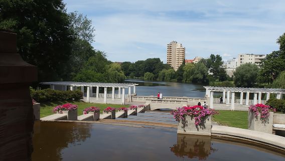 Guided bike tour through Berlin-Charlottenburg