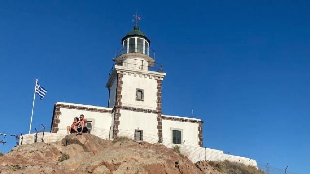 Санторини: тур по острову на полдня с закусками и напитками