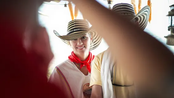 Medellin: tour del caffè, arrivo a cavallo e canna da zucchero