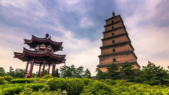 Частный тур по Сианю: пагода Большой дикой гусыни и мавзолей Ханьянлин
