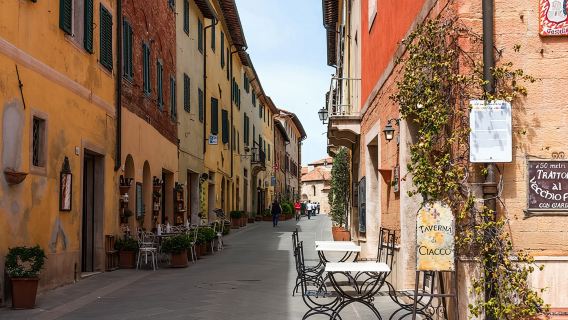 Siena Medieval Power Quest: Self-Guided Family Feud Game