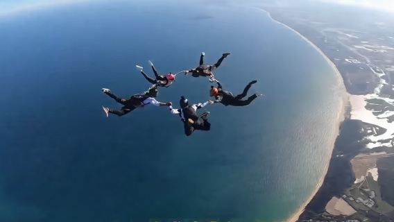 【三亞海棠灣跳傘】海棠廣場4000公尺高空海景跳傘/專業跳傘基地/USPA認證教練帶跳