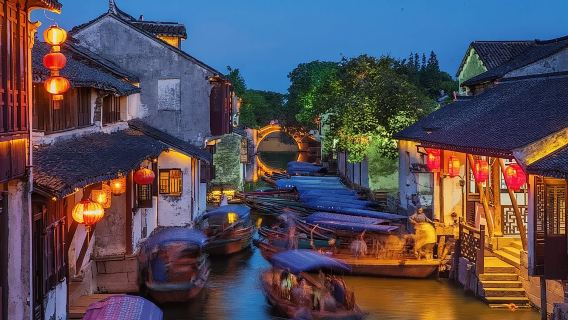 Suzhou Night Tour Must-Do: Zhouzhuang Ancient Town & 'Only Zhouzhuang' Performance