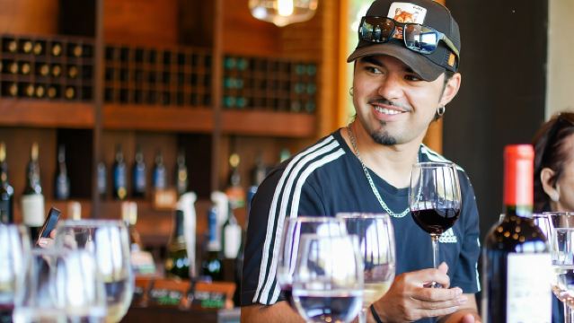 โรงบ่มไวน์สุดพิเศษในหุบเขาคาซาบลังกา & ร้านอาหารทานิโน