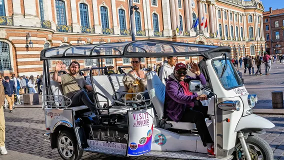 Tour en Tuk Tuk eléctrico por Toulouse