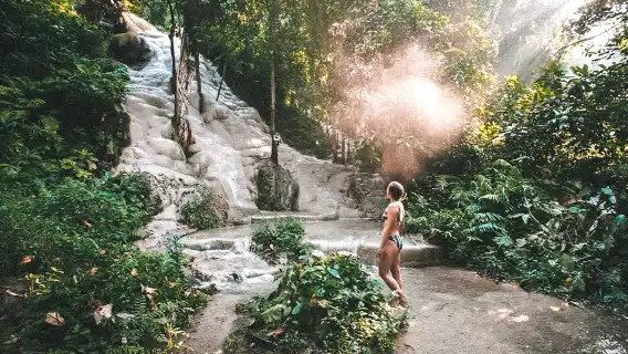 清邁LG大象營+網紅粘粘瀑布+竹筏漂流一日遊