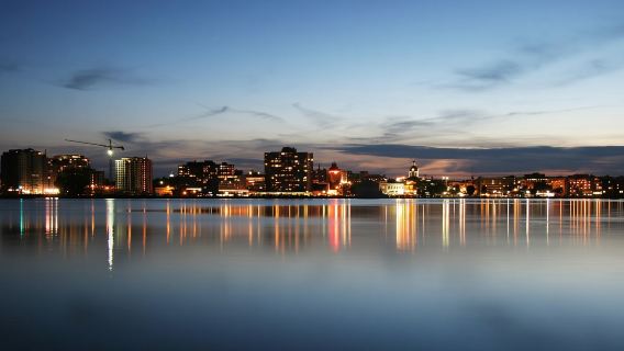 Kingston: Dinner-Kreuzfahrt bei Sonnenuntergang