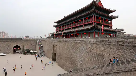 Xi'an: Terracotta Army Mini-Bus Tour with Options