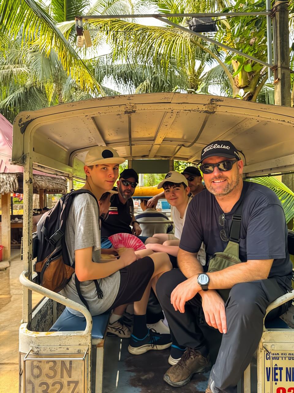 Essential Mekong Delta: Highlight Tour from Ho Chi Minh City