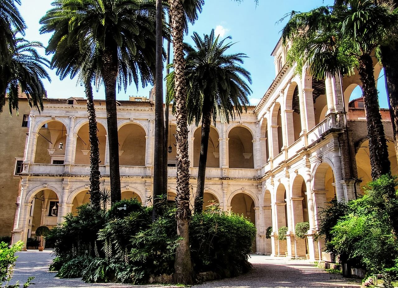 Rome: Vittoriano with Rooftop & Palazzo Venezia Hosted Entry