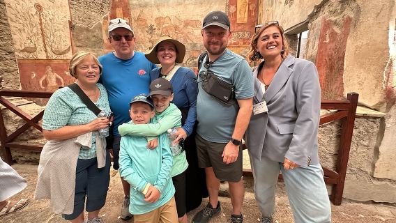 고고학자와 함께하는 어린이 및 가족을 위한 폼페이 우선 입장 투어