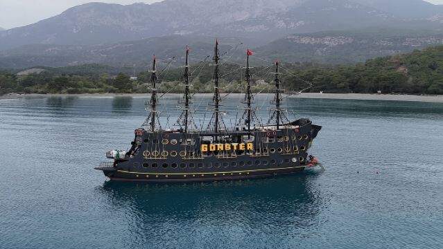 Pirate Cruise Experience in Kemer, Türkiye (Including Lunch and Drinks)