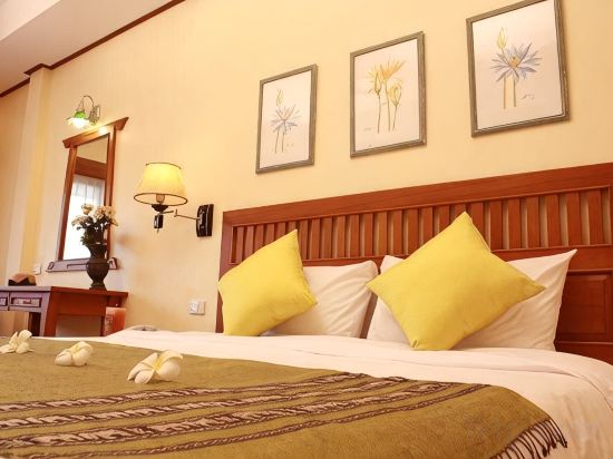 Natural Park Resort Room Type - Deluxe Room