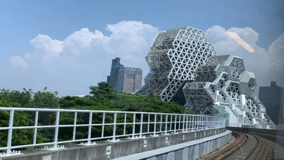 Essential for Taiwan Self-guided Tour | Kaohsiung MRT + Light Rail QR Code Ticket | 1-day & 2-day Transportation Pass