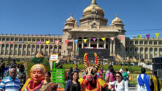 Bangalore city tour with English guide & multi language support