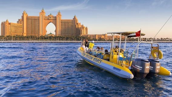 Tur perahu Dubai selama 75 menit di Atlantis, Dubai Marina, Palm Jumeirah