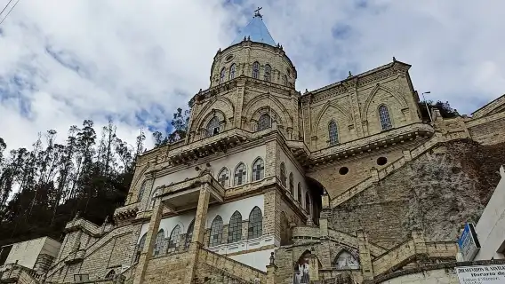 Full-Day Tour, Ingapirca Archaeological Site and Incan mountain face from Cuenca