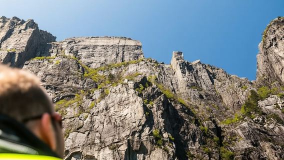 Stavanger: Guided Lysefjord Cruise to Pulpit Rock