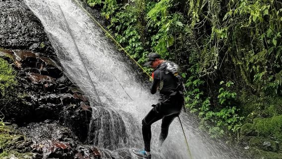 Canyoning nel nord-ovest di Quito