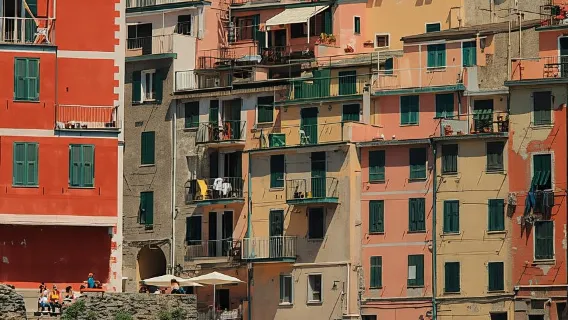 Desde La Spezia: Excursión en barco a Cinque Terre con tiempo libre en tierra