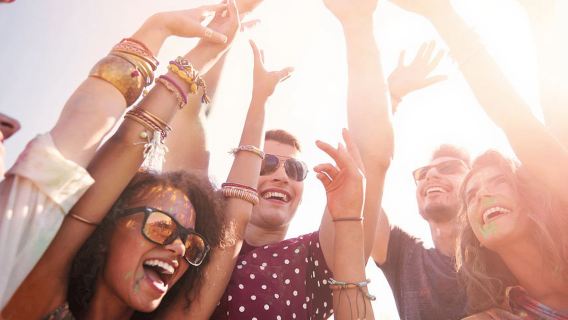 Lisboa: Crucero con fiesta al atardecer con DJ y barra libre