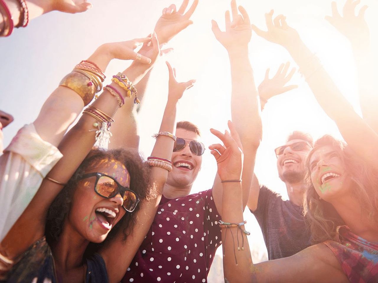 Lisbona: Crociera con festa al tramonto, DJ e bar aperto