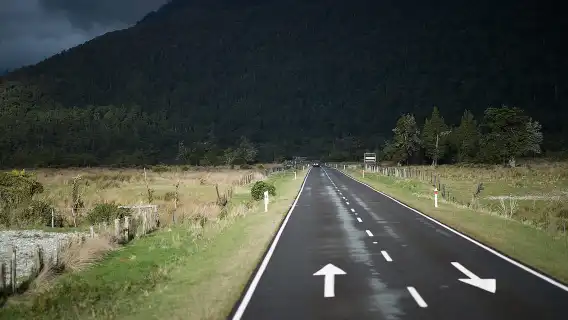 From Queenstown: Scenic One-Way Tour to Franz Josef