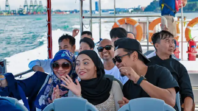 Singapore: Albatross Speedboat Adventures Ticket