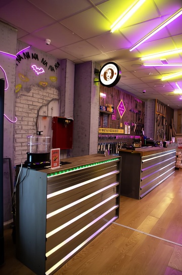 Madrid: Tantangan Melempar Kapak