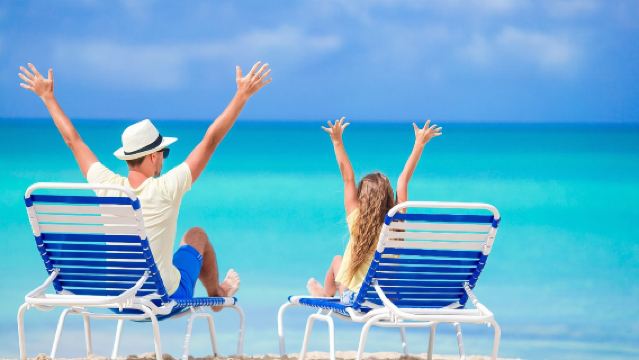 Percutian pantai sehari di Huizhou termasuk Pantai Bulan Kembar, Teluk Penyu, Teluk Xunliao, Pantai Perak Sepuluh Batu, dan Taman Batu Karang