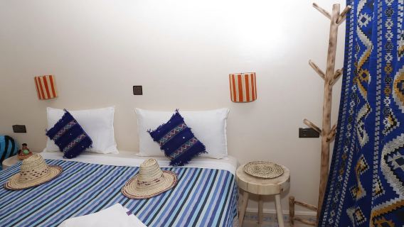 アトラス山脈の魔法のような夜とラクダライド