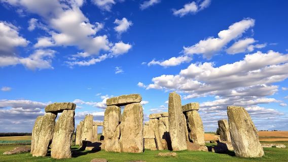 Stonehenge, Windsor Castle and Bath Full Day Guided Tour