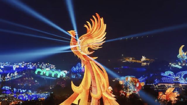 Perjalanan satu hari ke Sumur Garam & Budaya Lentera Warna-warni Zigong (Berangkat dari Chengdu · Transportasi pulang pergi dengan mobil pribadi)