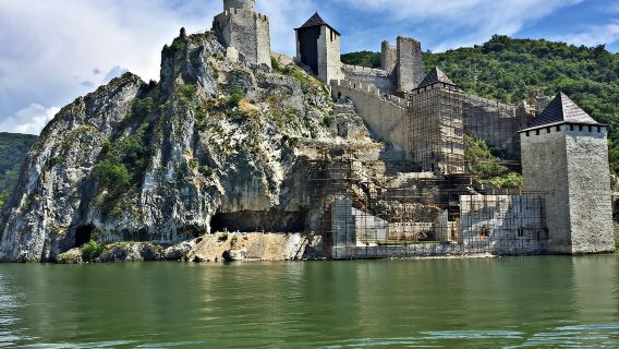 Iron Gates National Park, Golubac Fortress and Lebenski Vir Ruins one-day tour in Serbia