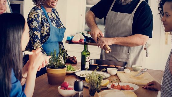 Piedmont Family Home Cooking: Fresh Pasta, Dessert & Wine