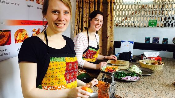 คลาสเรียนทำอาหารเนปาลที่ดีที่สุดในทาเมลพร้อมทริปเที่ยวชมตลาดท้องถิ่น