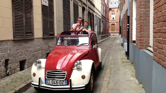 Private Lille Tour by Classic Convertible 2CV with Champagne
