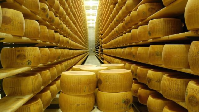 Keju Parmigiano, Ham Parma dan Balsamik