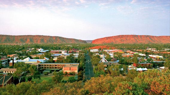 Alice Springs: trasferimento in pullman all'Ayers Rock Resort