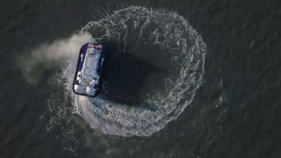 Portsmouth: volo in hovercraft verso l'isola di Wight