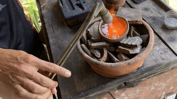 Bali: Lớp học làm trang sức Sidemen với 7 gam bạc