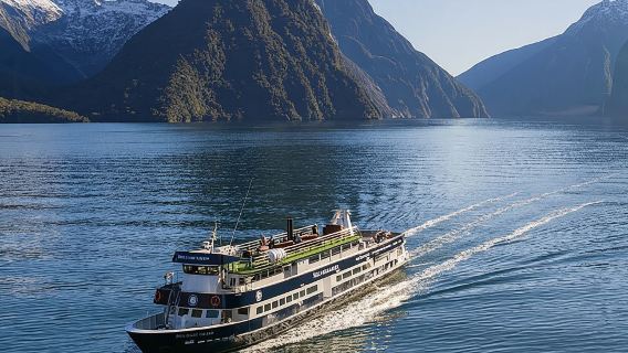 1-day tour of Milford Sound / Piopiotahi cruise sightseeing in New Zealand [optional RealNZ cruise/Southern discovery cruise | optional bus from Queenstown/Te Anau | meal add-on available]
