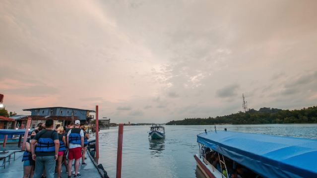 Malay Village Experience with a Firefly Boat Tour with Seafood Dinner